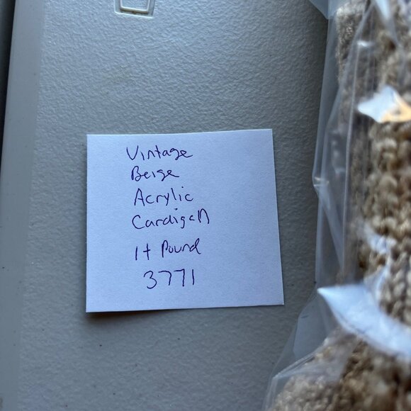 LeRoy Sweater Womens Medium Tan Knit Cardigan Acrylic Open Front Patch Pockets - Picture 10 of 10